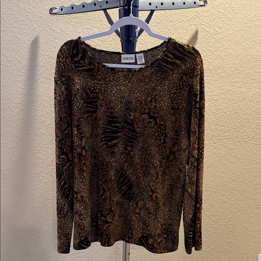 Chico's Multicolor Animal Print long sleeve Blouse. Size 3